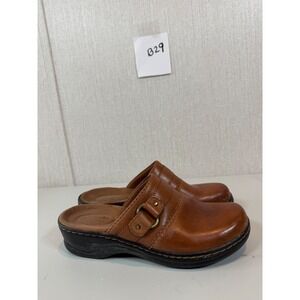 Clarks Bendables Mules Womens Size 6M Brown Leather Slide Clogs Loafers 2" Heels